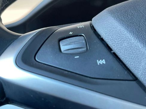 Used 2017 Tesla Model X 75D image 24