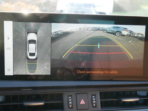 New 2025 Lexus ES 350 Ultra Luxury image 17