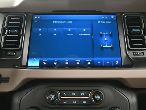 Used 2023 Ford Bronco Wildtrak AWD/4WD image 32