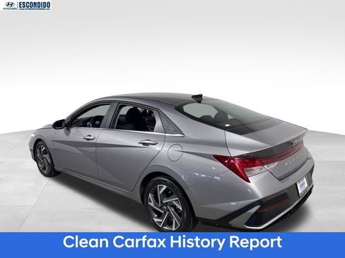 Certified 2025 Hyundai Elantra SEL FWD image 3