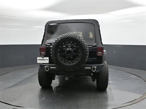 Used 2017 Jeep Wrangler Unlimited Sport w/ Quick Order Package 24S image 8