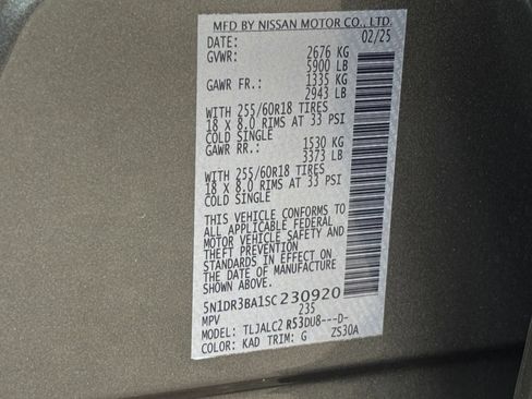 Used 2025 Nissan Pathfinder SV FWD image 30