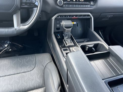 Used 2024 Toyota Tundra Limited AWD/4WD image 22