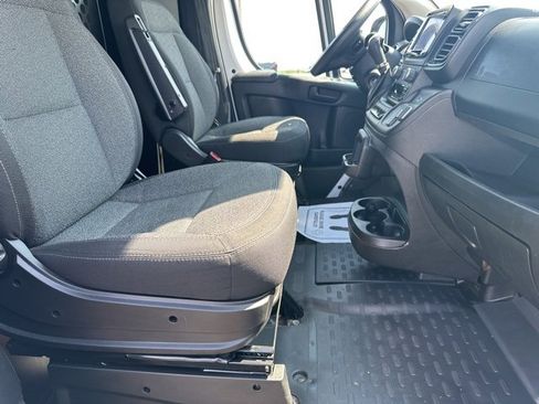 Used 2023 RAM ProMaster 2500 image 17