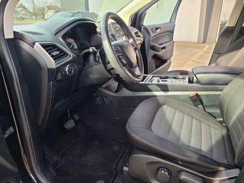 Used 2022 Ford Edge SE w/ Black Appearance Package AWD/4WD image 13