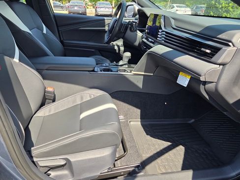 New 2026 Toyota Camry SE FWD image 15