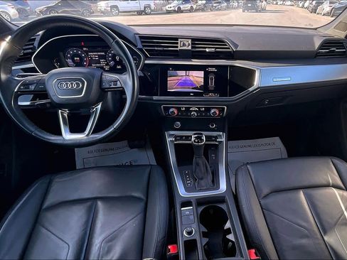 Used 2020 Audi Q3 2.0T Premium w/ Convenience Package image 15