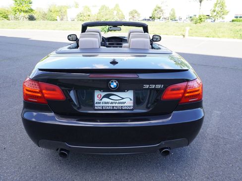 Used 2011 BMW 335i Convertible w/ M Sport Pkg RWD image 10