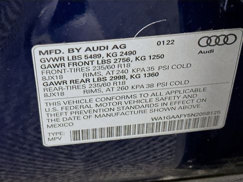 Used 2022 Audi Q5 2.0T Premium w/ Convenience Package image 12