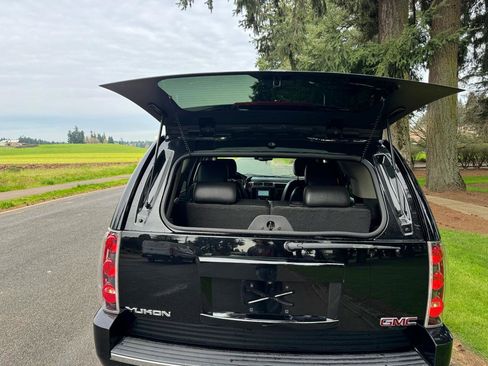 Used 2013 GMC Yukon Denali image 39