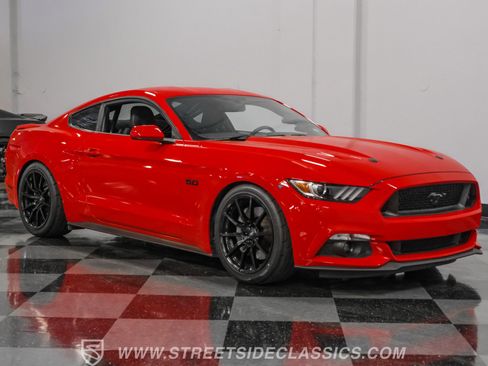 Used 2017 Ford Mustang GT image 14