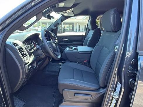 New 2026 RAM 1500 Express AWD/4WD image 32