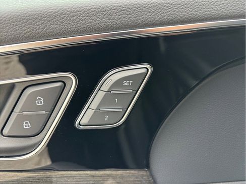 Used 2018 Audi Q7 3.0T Premium Plus w/ Premium Plus Package image 26