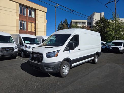 New 2026 Ford Transit 250 148 Medium Roof RWD image 1