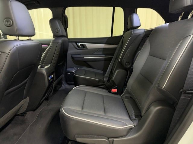 Used 2026 Buick Enclave Sport Touring AWD/4WD image 17