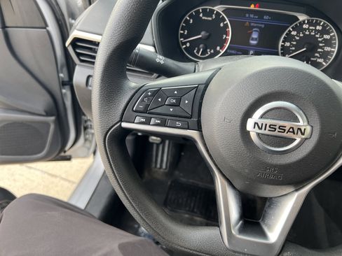 Used 2021 Nissan Altima 2.5 SV image 17