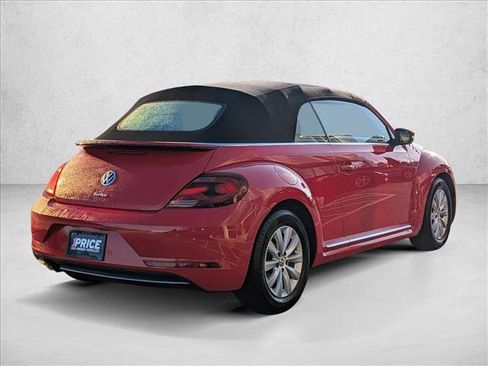 Used 2017 Volkswagen Beetle 1.8T S image 5