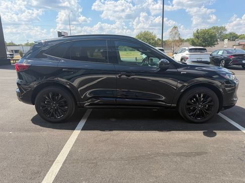 Used 2025 Ford Escape ST-Line Elite AWD/4WD image 5