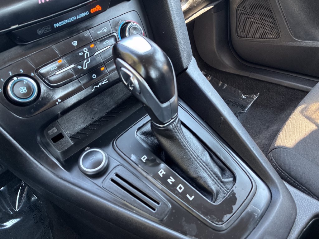 Used 2016 Ford Focus SE FWD image 20