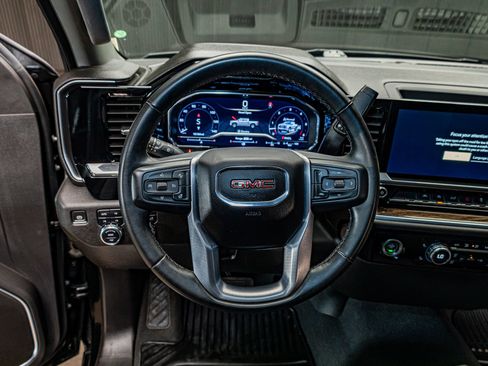 Used 2024 GMC Sierra 1500 Elevation w/ X31 Off-Road Package AWD/4WD image 18