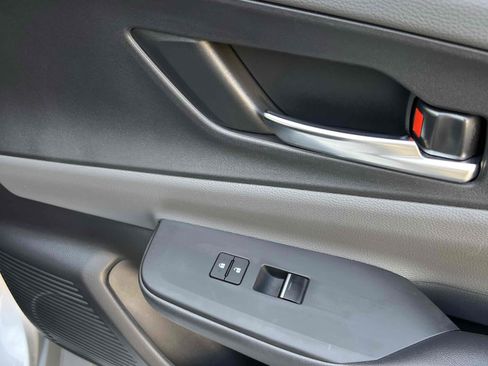 Used 2024 Toyota Prius XLE image 24