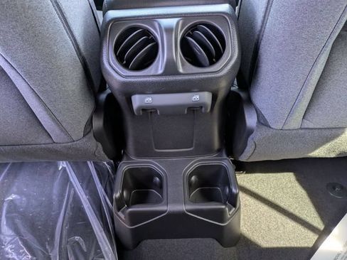 New 2026 Jeep Gladiator Sport AWD/4WD image 30