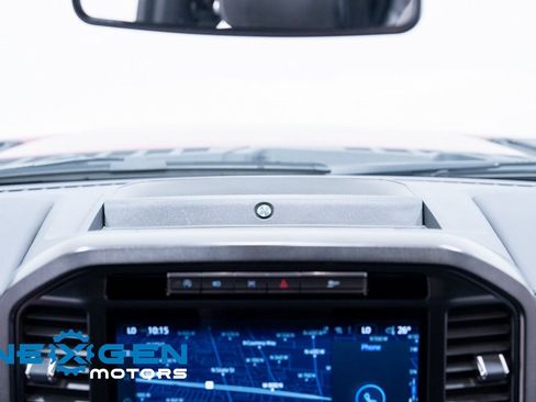 Used 2024 Ford F150 Platinum image 11