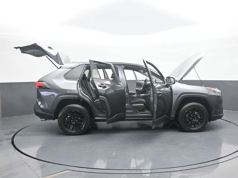 Used 2023 Toyota RAV4 LE image 68