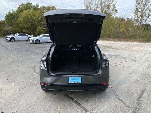 Certified 2023 Ford Mustang Mach-E Premium image 18
