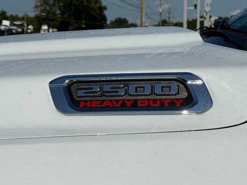 Used 2024 RAM 2500 Limited AWD/4WD image 5