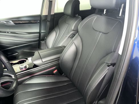 Used 2025 Genesis GV80 2.5T Standard image 15