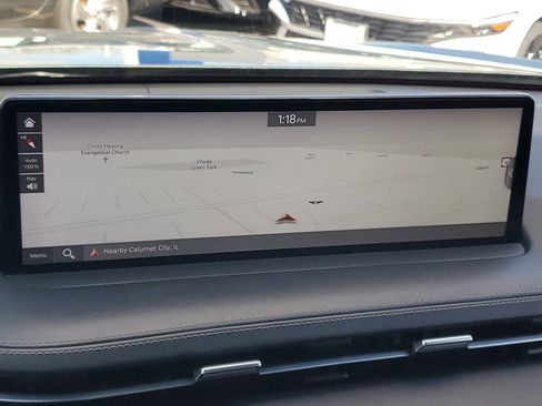 Used 2023 Genesis GV70 2.5T w/ Sport Prestige Package image 23