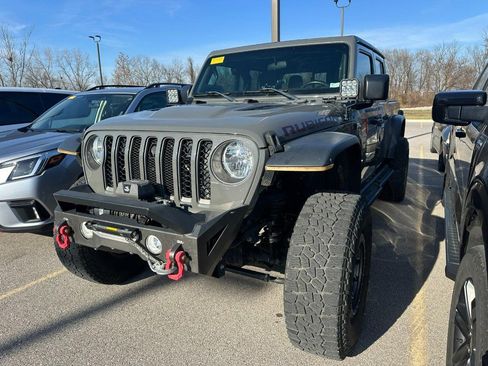 Used 2020 Jeep Gladiator Rubicon w/ Trailer Tow Package image 13