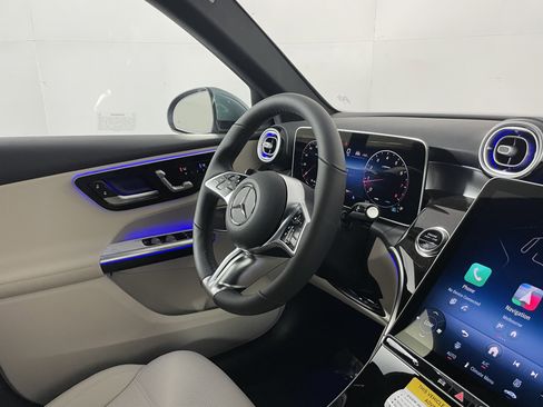 New 2026 Mercedes-Benz GLC 300 image 10