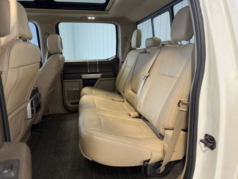 Used 2020 Ford F150 Lariat image 16