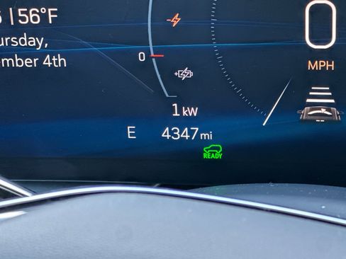 Certified 2025 Cadillac Lyriq Luxury image 38