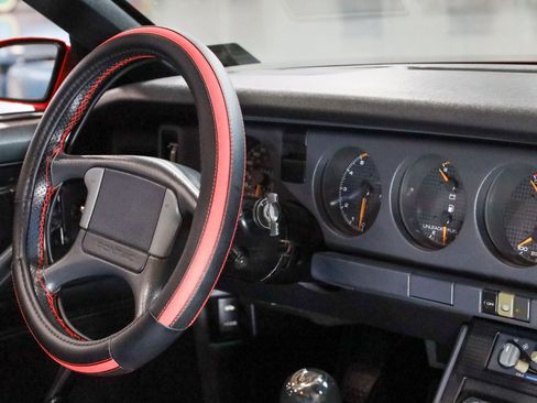 Used 1988 Pontiac Firebird Trans Am RWD image 24