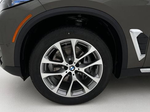 Used 2026 BMW X5 xDrive40i w/ Climate Comfort Package AWD/4WD image 15