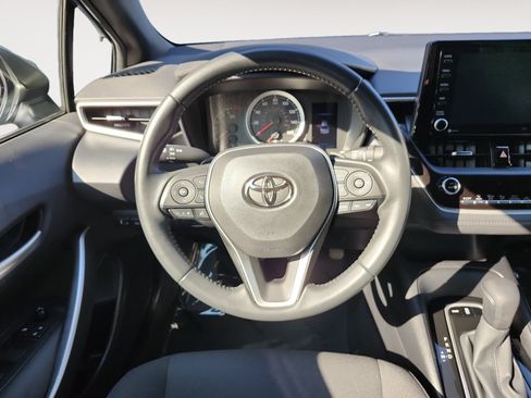 Used 2022 Toyota Corolla SE FWD image 12