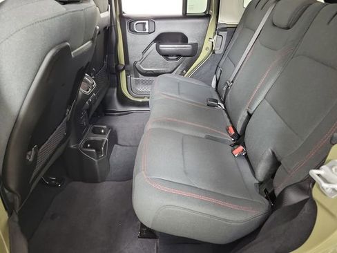 Used 2026 Jeep Wrangler Unlimited Rubicon image 12