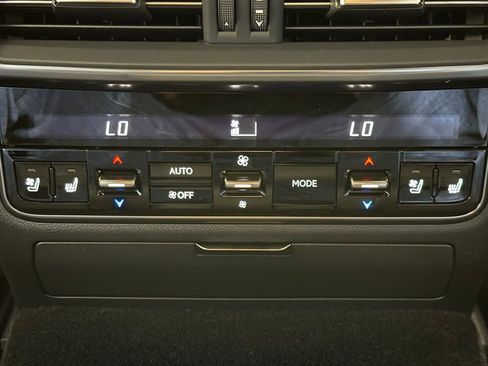 New 2026 Lexus LX 700h Luxury image 22