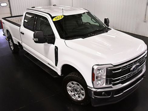 Used 2024 Ford F250 XLT image 14