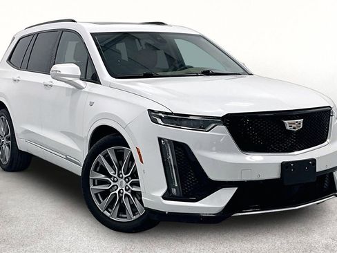 Used 2021 Cadillac XT6 Sport w/ Platinum Package AWD/4WD image 1