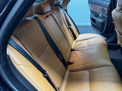 Used 2016 Jaguar XJ R-Sport image 49