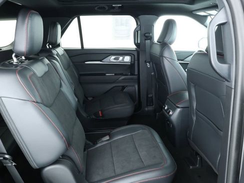 Used 2025 Ford Explorer ST w/ Sun And Sound Package image 21