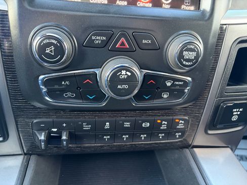 Used 2017 RAM 2500 Limited image 31