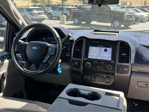 Used 2019 Ford F350 XLT w/ XLT Premium Package AWD/4WD image 19