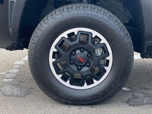 Used 2024 Toyota Tacoma TRD Off-Road image 30
