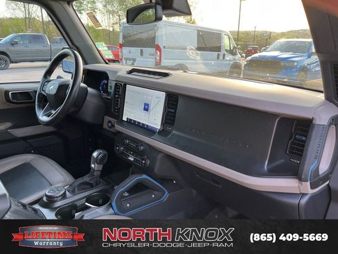 Used 2023 Ford Bronco Wildtrak image 10