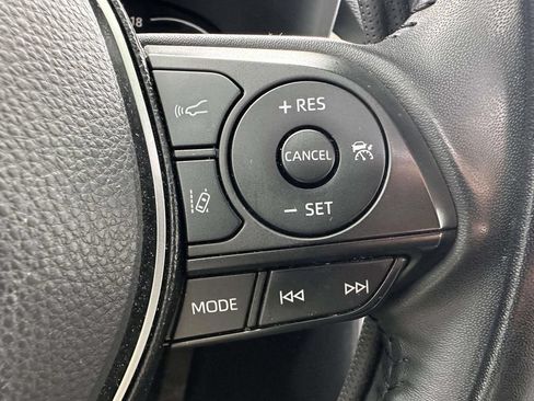 Used 2019 Toyota RAV4 Limited w/ Advanced Technology Package AWD/4WD image 19
